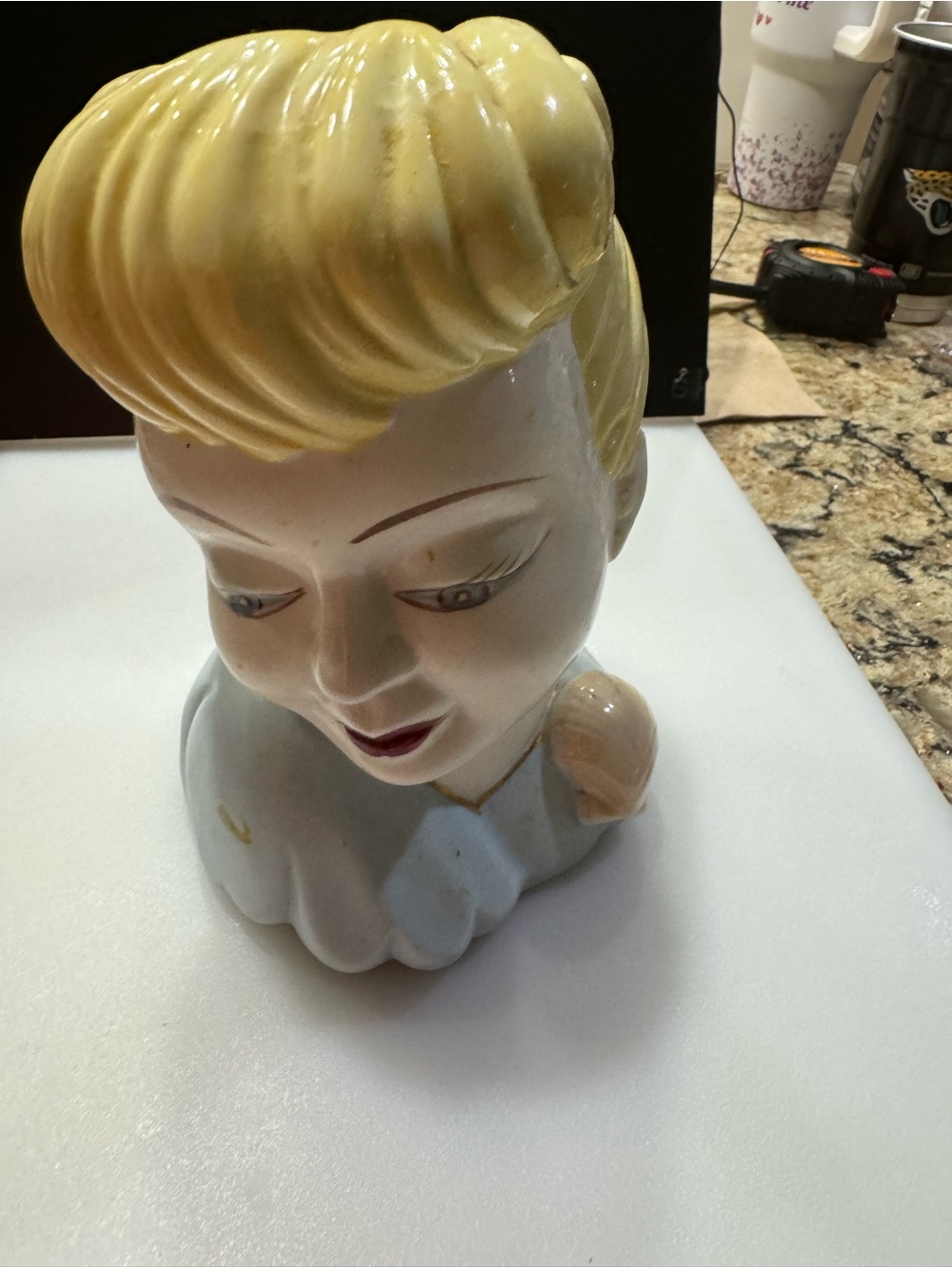 vintage "Glamour Girl" ceramic lady head vase from the 1950s era (CL-2)